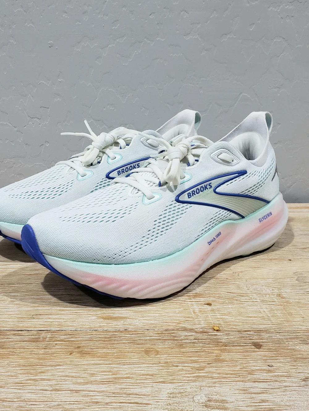 BROOKS Women's Glycerin 22 Running Shoes (9.5M) White/Limpet Shell/Amparo Blue